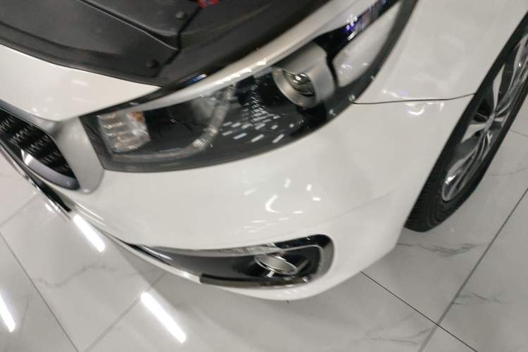 Used Kia Carnival 2015 2.2T Luxury Edition China IV Left Front Headlight
