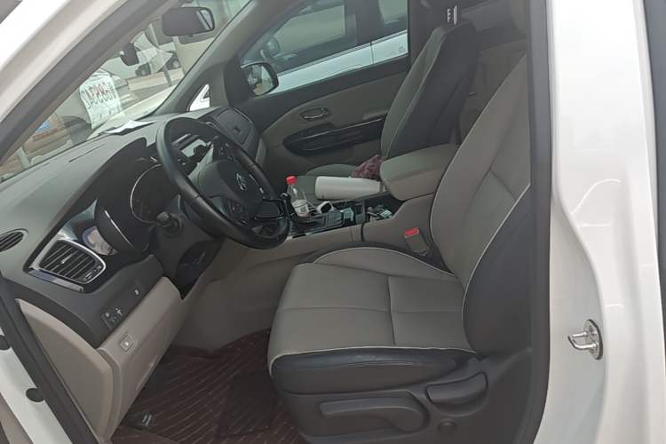 Used Kia Carnival 2015 3.3 GDI Luxury Edition China V Standard Left Front Seat
