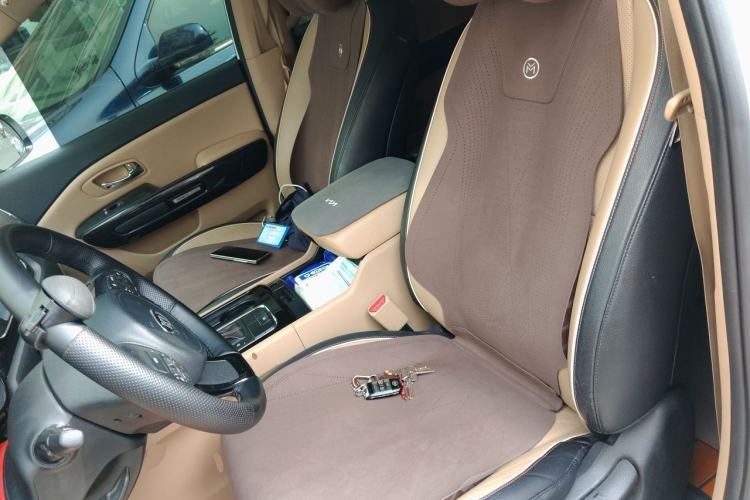 Used Kia Carnival 2015 3.3 GDI Luxury Edition China IV Standard Left Front Seat