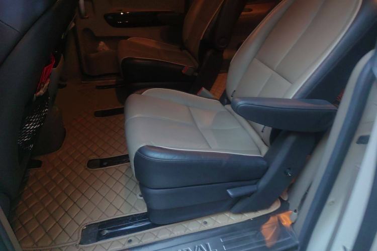 Used Kia Carnival 2015 2.2T Luxury Edition China IV Left Rear Seat