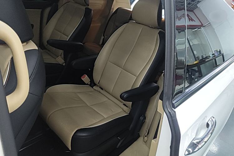 Used Kia Carnival 2015 3.3 GDI Luxury Edition China V Standard Left Rear Seat