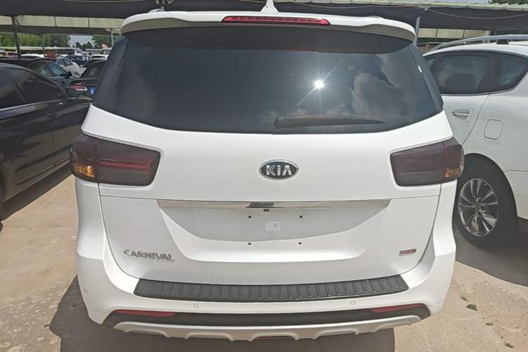 Used Kia Carnival 2015 3.3 GDI Luxury Edition China V Standard Rear
