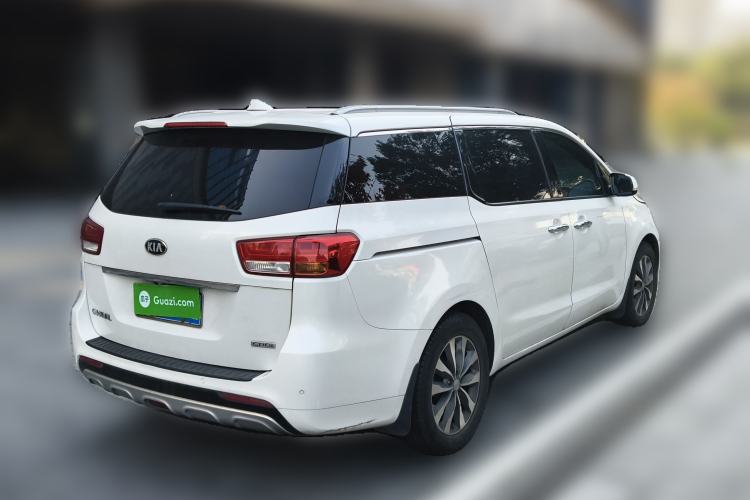 Used Kia Carnival 2015 2.2T Luxury Edition China IV Rear Right 45 Deg