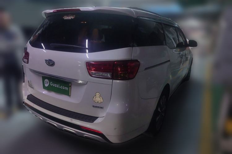 Used Kia Carnival 2015 2.2T Luxury Edition China IV Rear Right 45 Deg