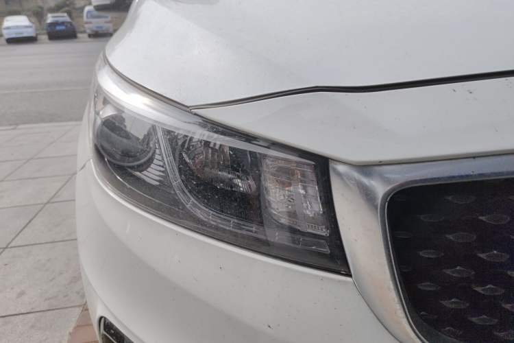 Used Kia Carnival 2015 3.3 GDI Luxury Edition China V Standard Right Front Headlight