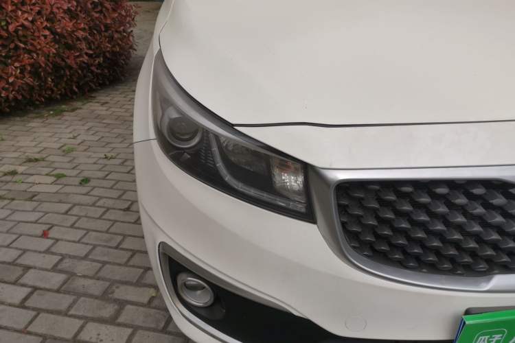 Used Kia Carnival 2015 2.2T Luxury Edition China IV Right Front Headlight