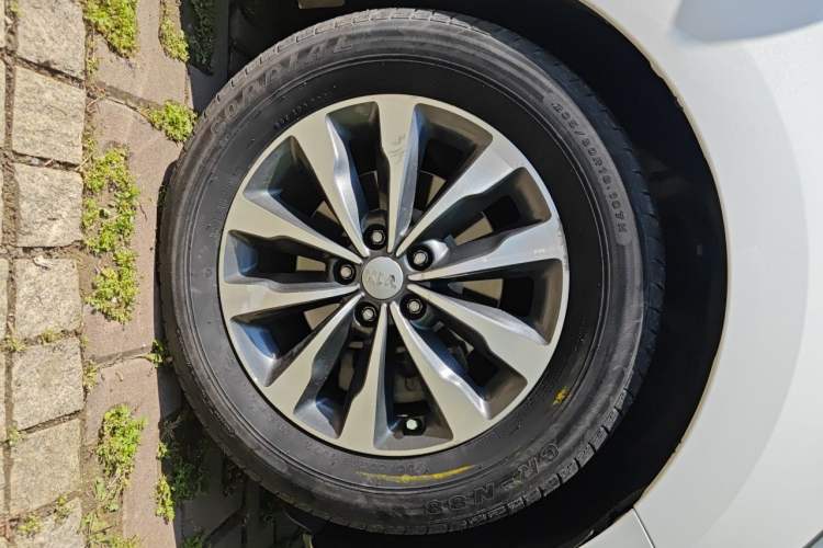 Used Kia Carnival 2015 3.3 GDI Luxury Edition China IV Standard Right Front Wheel Hub