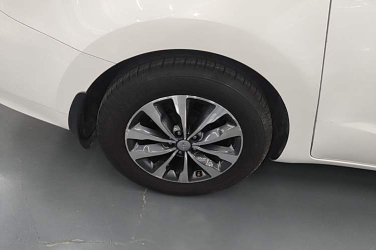 Used Kia Carnival 2015 3.3 GDI Luxury Edition China V Standard Right Rear Wheel Hub