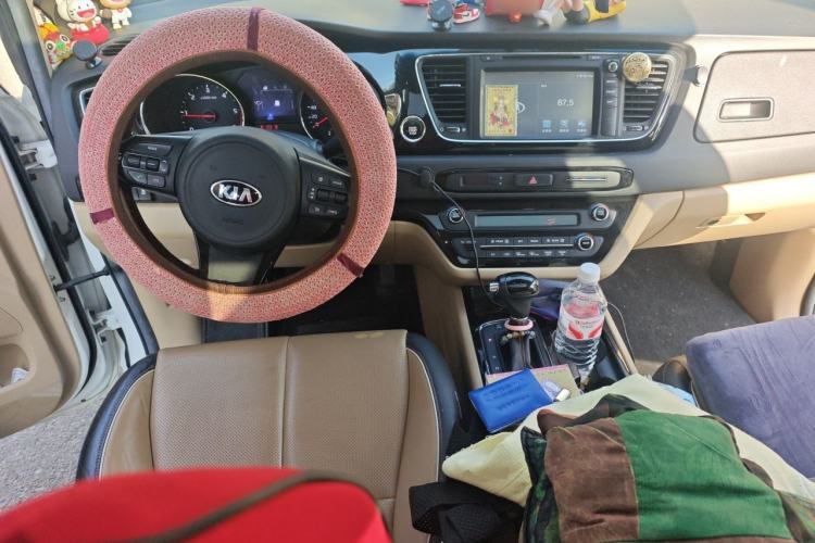Used Kia Carnival 2015 2.2T Luxury Edition China IV Steering Wheel