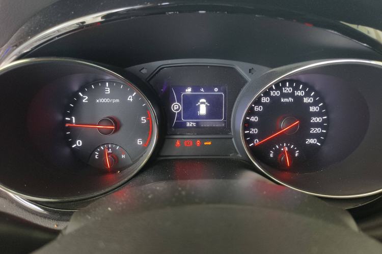 Used Kia Carnival 2017 2.2T Luxury Edition China V Standard Instrument Cluster