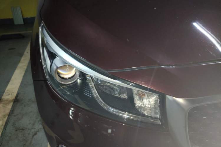 Used Kia Carnival 2017 2.2T Luxury Edition China V Standard Right Front Headlight