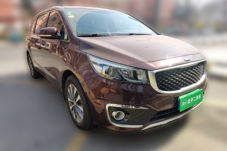 Used Kia Carnival 2017 2.2T Flagship Edition China V Standard Front Right 45 Deg