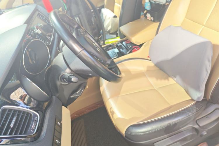 Used Kia Carnival 2017 2.2T Luxury Edition China V Standard Left Front Seat