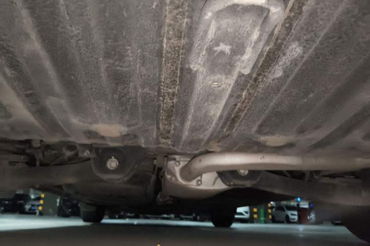 Used Kia Carnival 2017 2.2T Flagship Edition China V Standard Chassis Rear