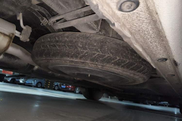 Used Kia Carnival 2017 2.2T Flagship Edition China V Standard Chassis Rear Right