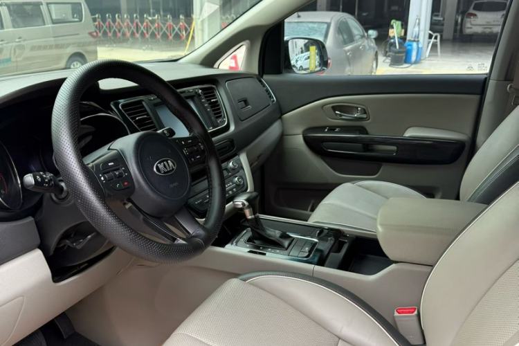 Used Kia Carnival 2017 2.2T Luxury Edition China V Standard Exterior 8