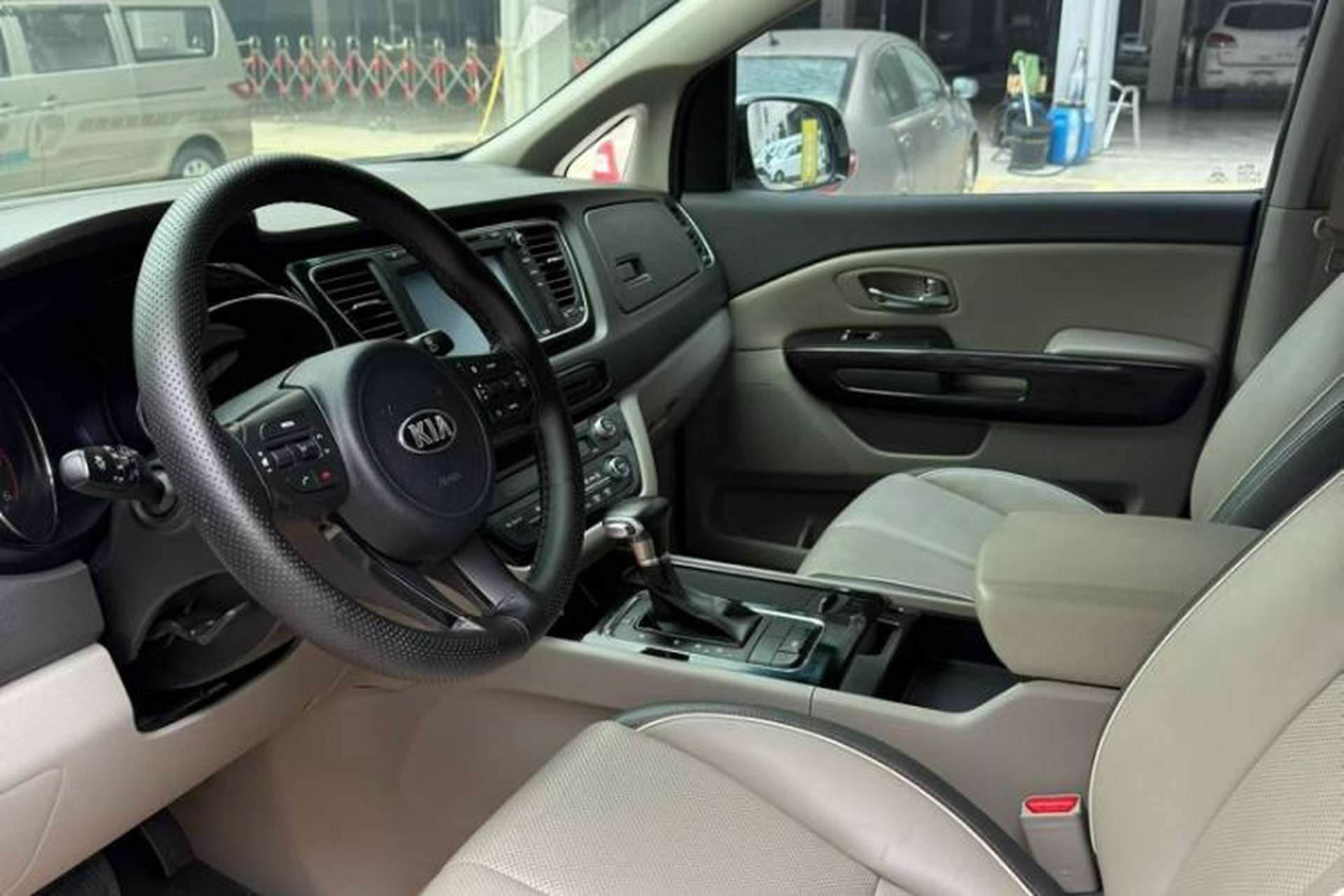 Used Kia Carnival 2017 2.2T Luxury Edition China V Standard Exterior 8