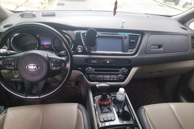 Used Kia Carnival 2017 2.2T Luxury Edition China V Standard Headliner
