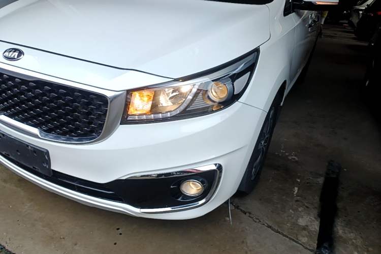 Used Kia Carnival 2017 2.2T Luxury Edition China V Standard Left Front Headlight