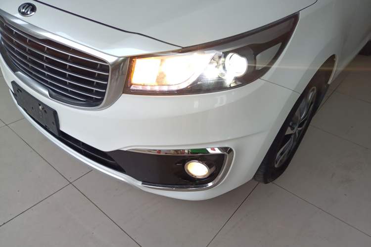 Used Kia Carnival 2017 2.2T Luxury Edition China V Standard Left Front Headlight