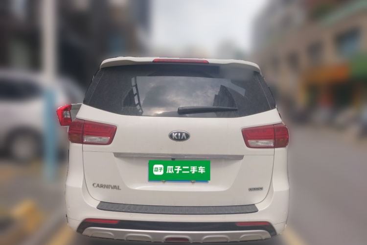 Used Kia Carnival 2017 2.2T Luxury Edition China V Standard Rear