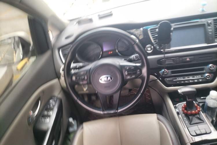 Used Kia Carnival 2017 2.2T Luxury Edition China V Standard Steering Wheel