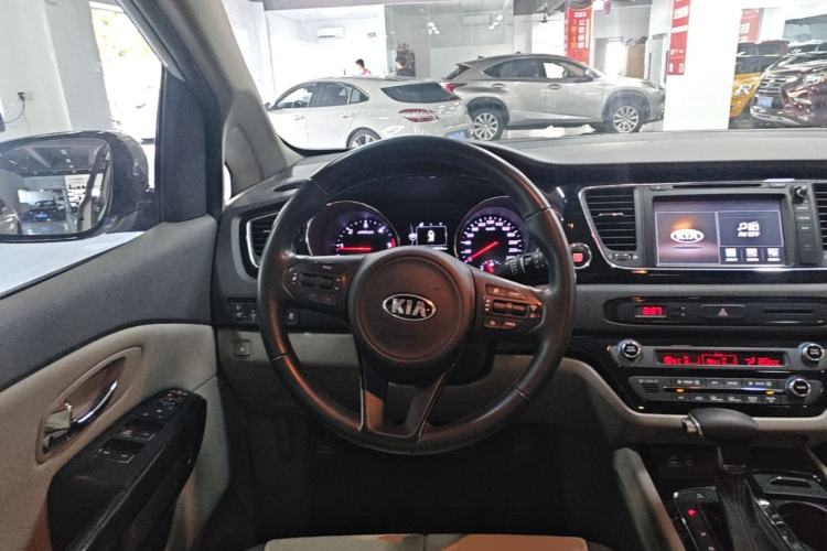 Used Kia Carnival 2017 2.2T Luxury Edition China V Standard Steering Wheel