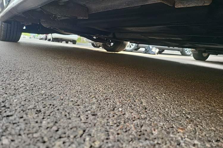 Used Kia Carnival 2021 2.0T Luxury Tech Edition Chassis Front Right