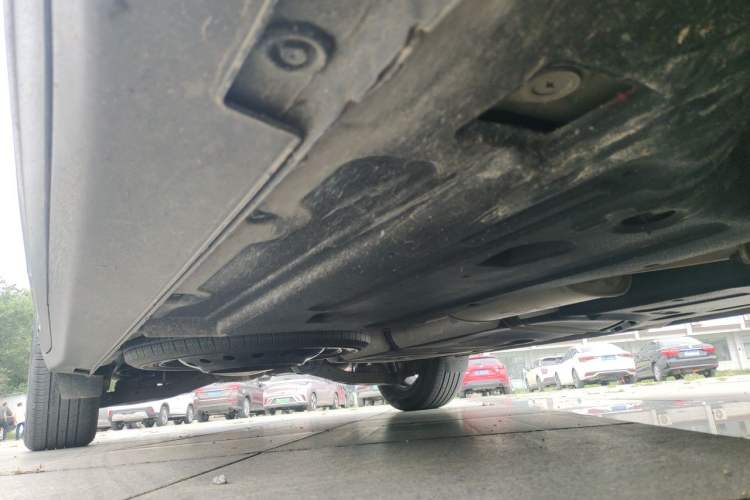 Used Kia Carnival 2021 2.0T Luxury Edition Chassis Front Right