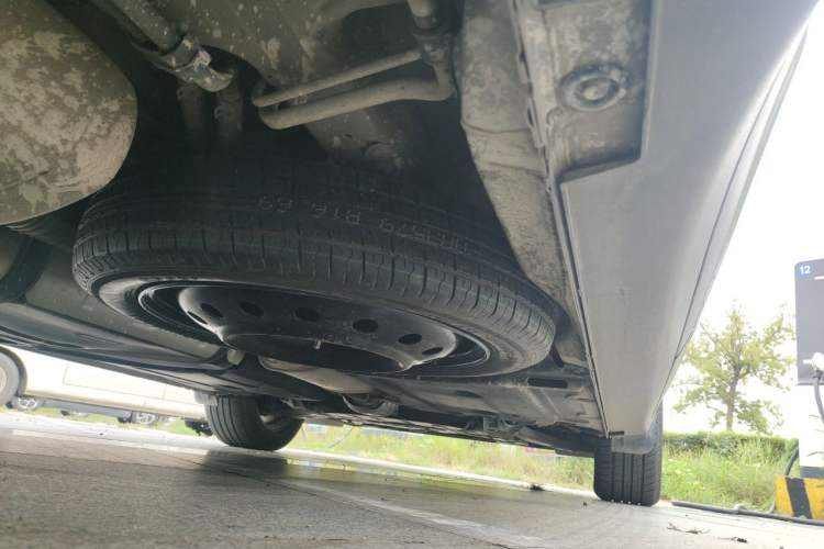 Used Kia Carnival 2021 2.0T Luxury Edition Chassis Rear Right