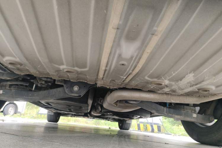 Used Kia Carnival 2021 2.0T Luxury Edition Chassis Rear