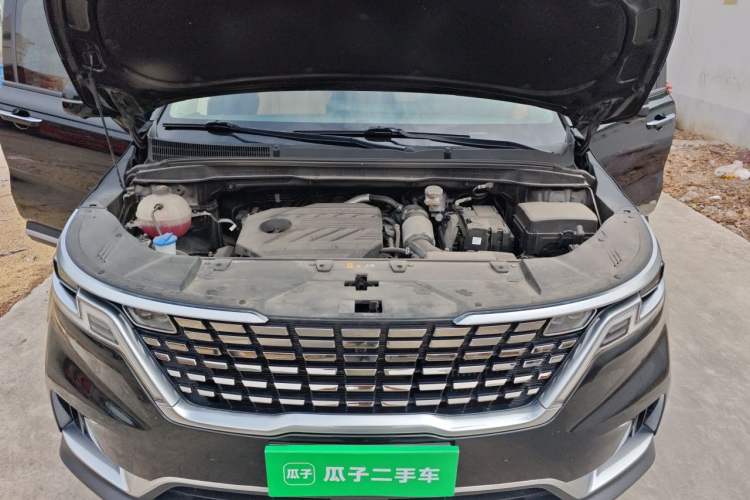 Used Kia Carnival 2021 2.0T Flagship Edition Engine Bay