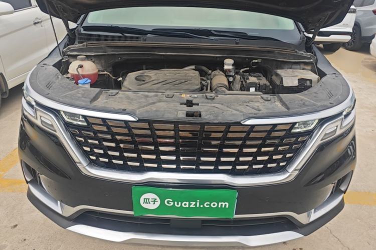 Used Kia Carnival 2021 2.0T Luxury Edition Engine Bay