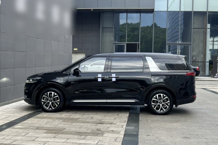 Used Kia Carnival 2021 2.0T Luxury Edition Exterior 2