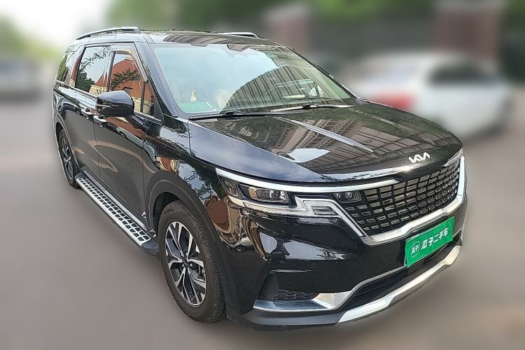 Used Kia Carnival 2021 2.0T Luxury Tech Edition Front Right 45 Deg