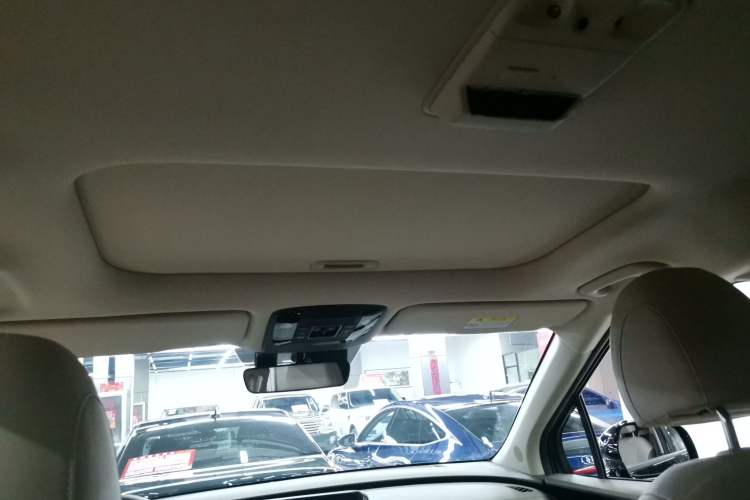 Used Kia Carnival 2021 2.0T Flagship Edition Headliner
