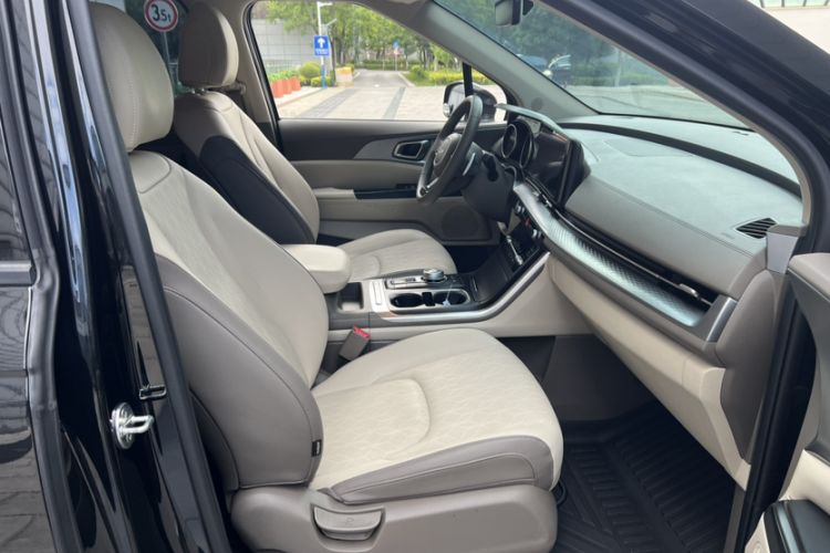 Used Kia Carnival 2021 2.0T Luxury Edition Interior 3