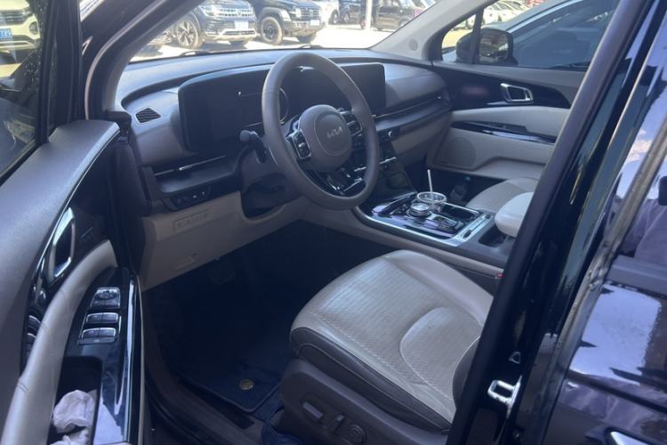 Used Kia Carnival 2021 2.0T Flagship Edition Interior 3
