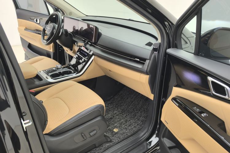 Used Kia Carnival 2021 2.0T Flagship Edition Interior 6
