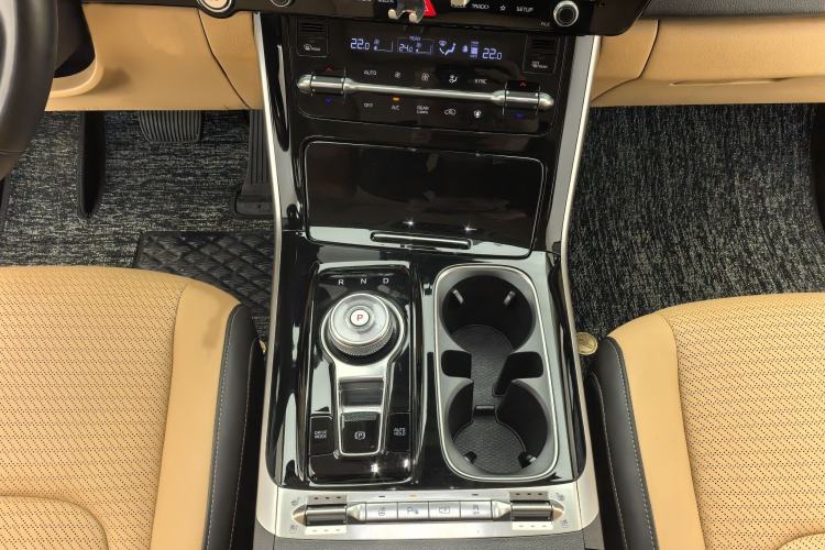 Used Kia Carnival 2021 2.0T Flagship Edition Interior 7