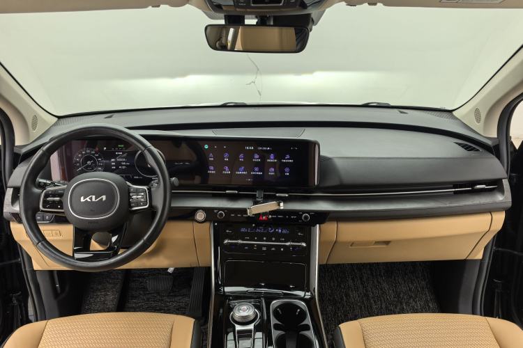 Used Kia Carnival 2021 2.0T Flagship Edition Interior 9