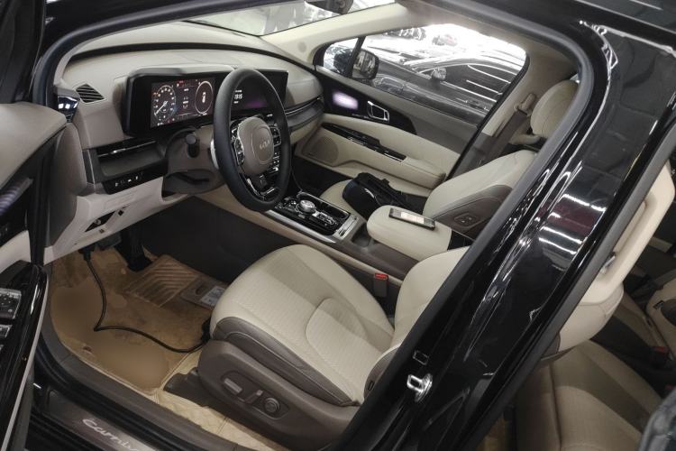 Used Kia Carnival 2021 2.0T Flagship Edition Left Front Seat