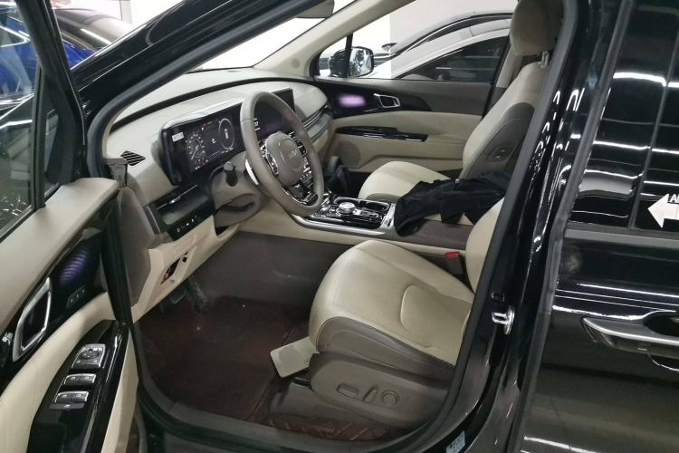 Used Kia Carnival 2021 2.0T Flagship Edition Left Front Seat