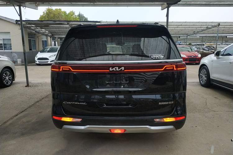 Used Kia Carnival 2021 2.0T Luxury Edition Rear