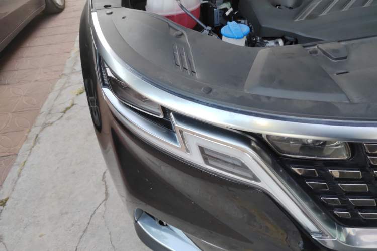 Used Kia Carnival 2021 2.0T Luxury Tech Edition Right Front Headlight