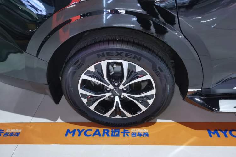 Used Kia Carnival 2021 2.0T Luxury Tech Edition Right Rear Wheel Hub