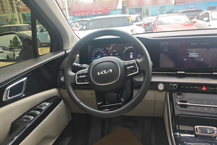 Used Kia Carnival 2021 2.0T Luxury Edition Steering Wheel