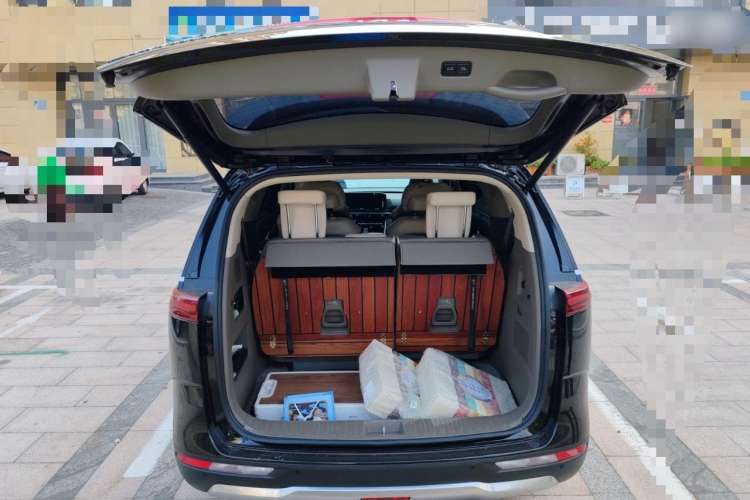 Used Kia Carnival 2021 2.0T Flagship Edition Trunk