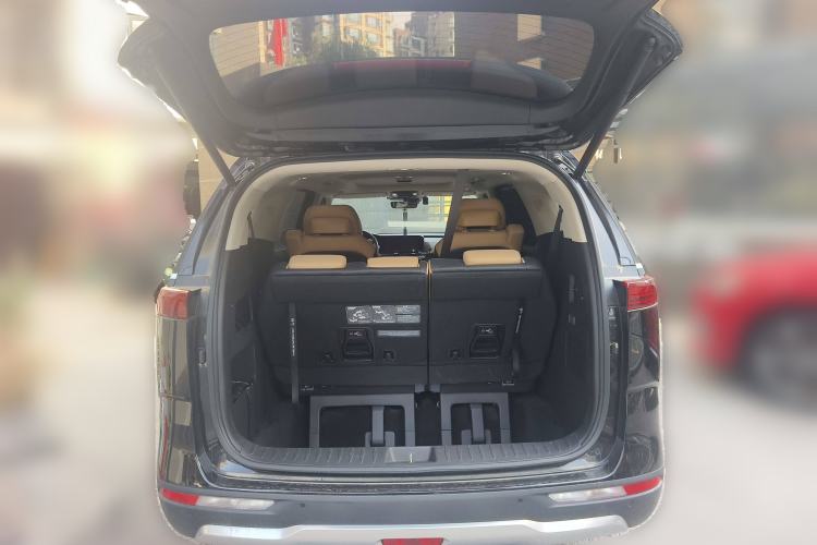 Used Kia Carnival 2021 2.0T Flagship Edition Trunk