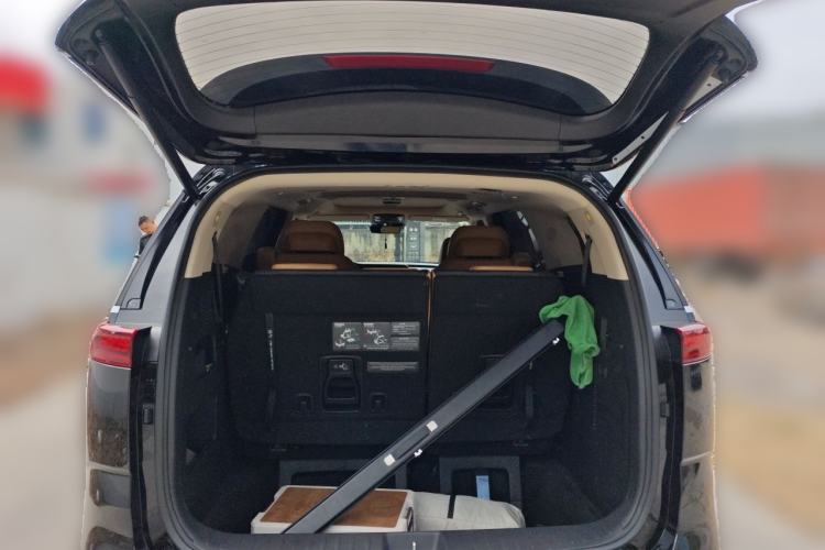 Used Kia Carnival 2021 2.0T Flagship Edition Trunk